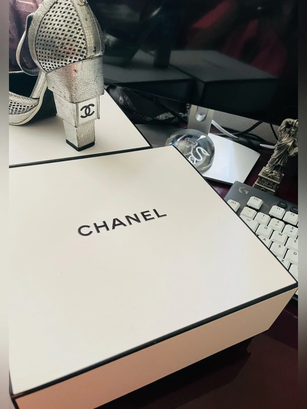 CHANEL Gift Box